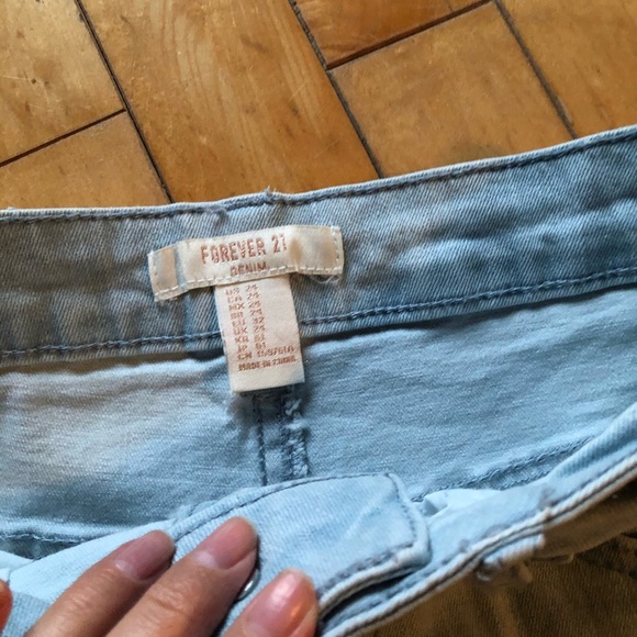 • SOLD • - Picture 3 of 4